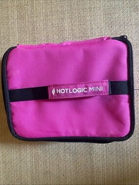 Hotlogic Mini Pink Travel Case
